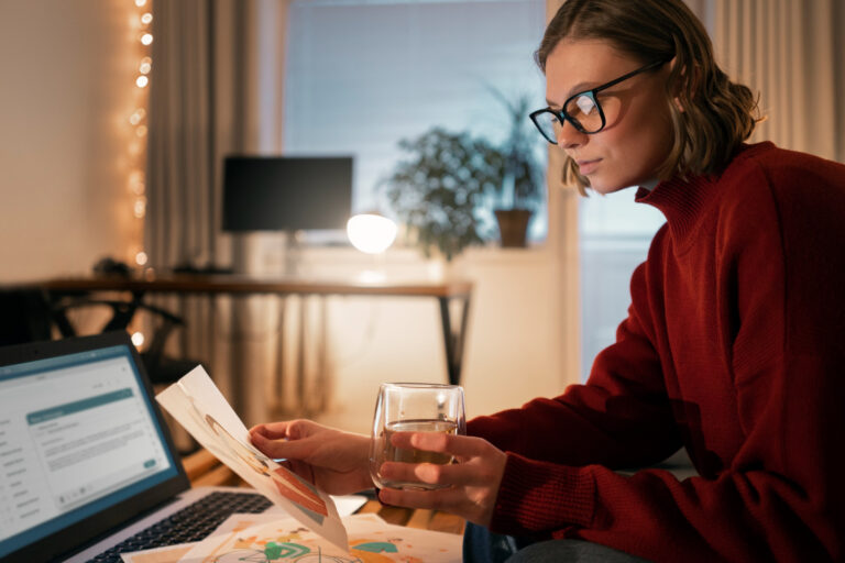 2150062732 California freelancer considering side hustle insurance